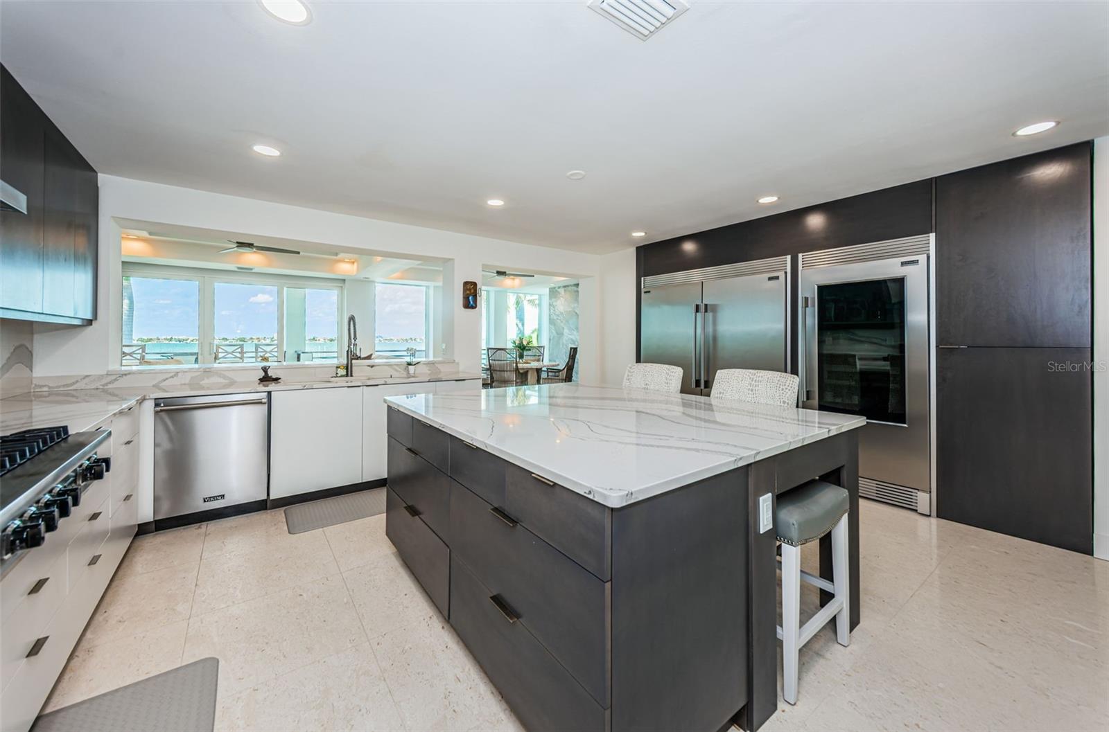 BOCA CIEGA ISLE - Residential