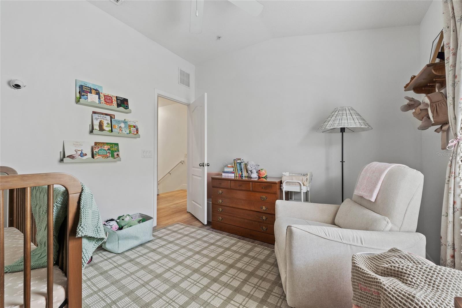 TUCKER OAKS CONDO PH 4 - Residential