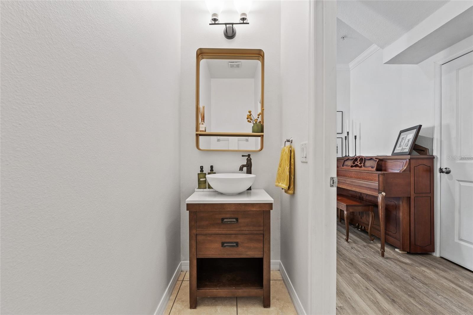 TUCKER OAKS CONDO PH 4 - Residential