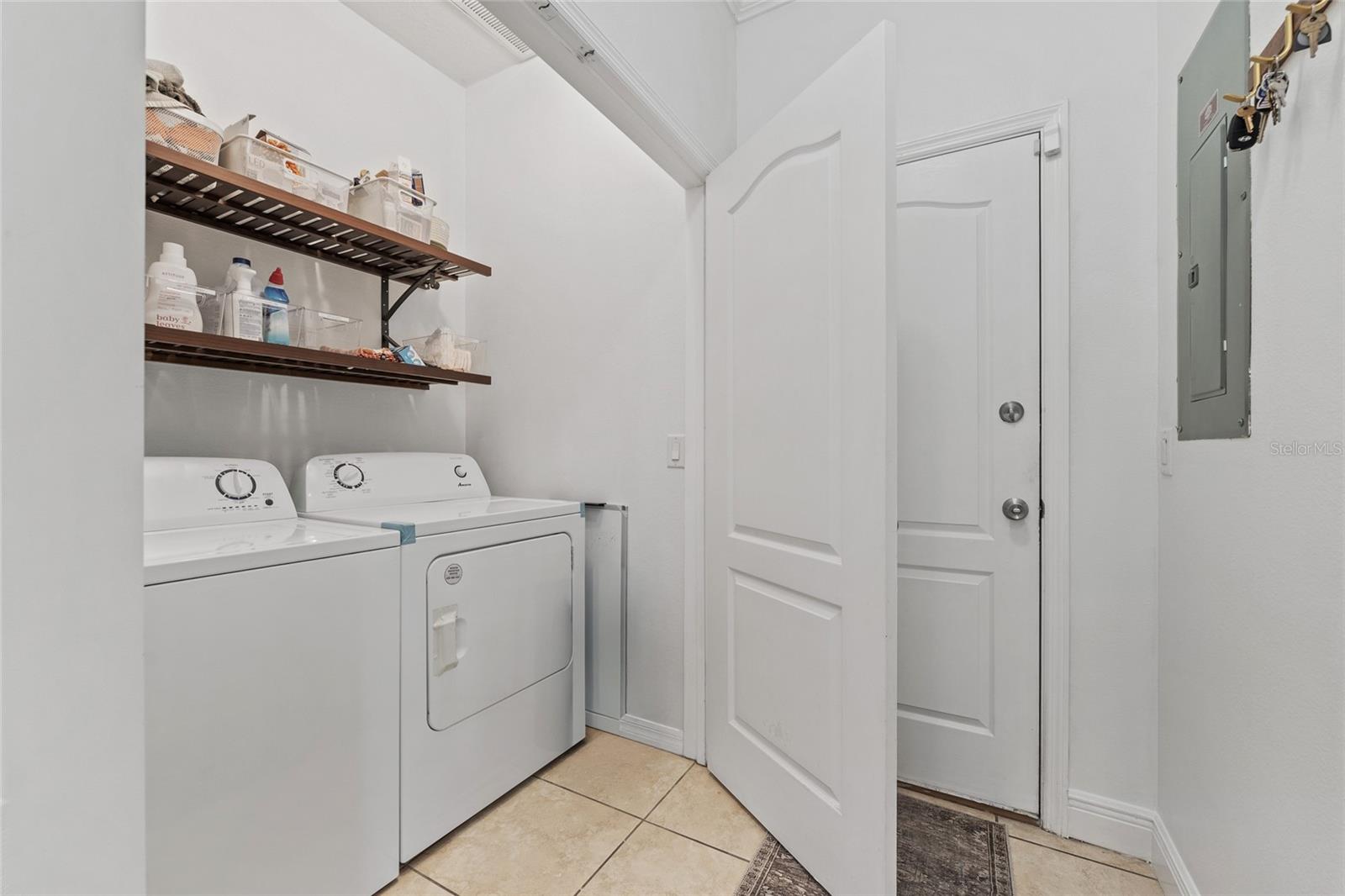 TUCKER OAKS CONDO PH 4 - Residential