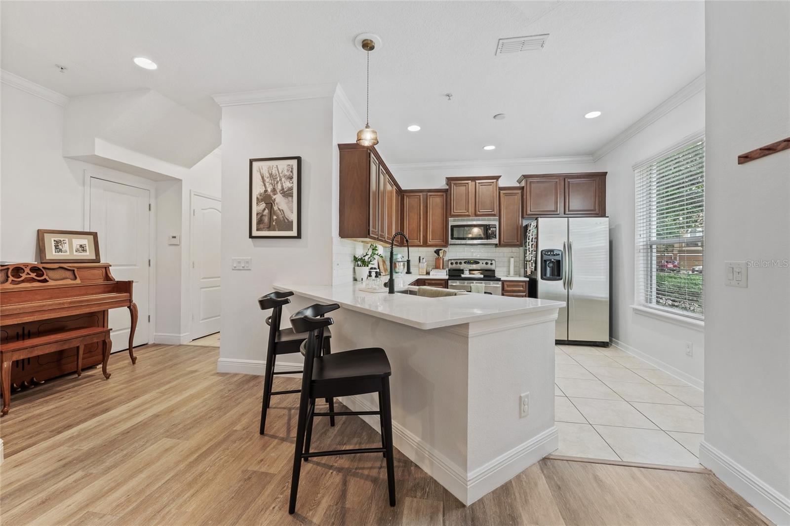 TUCKER OAKS CONDO PH 4 - Residential