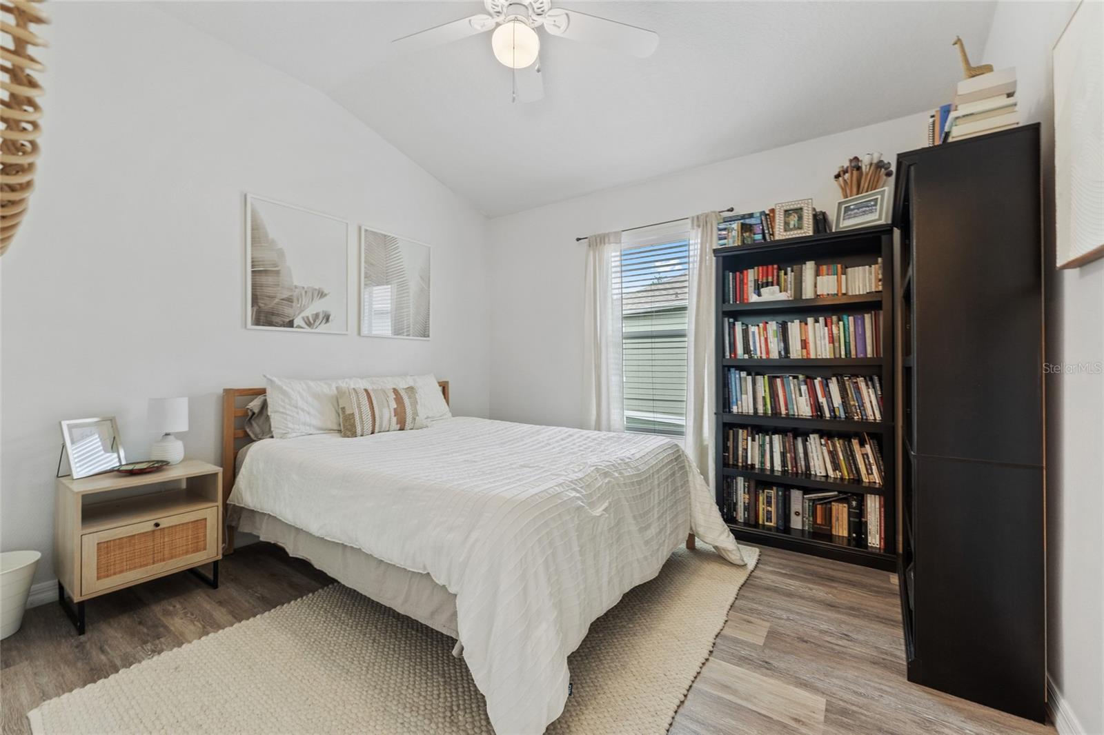 TUCKER OAKS CONDO PH 4 - Residential