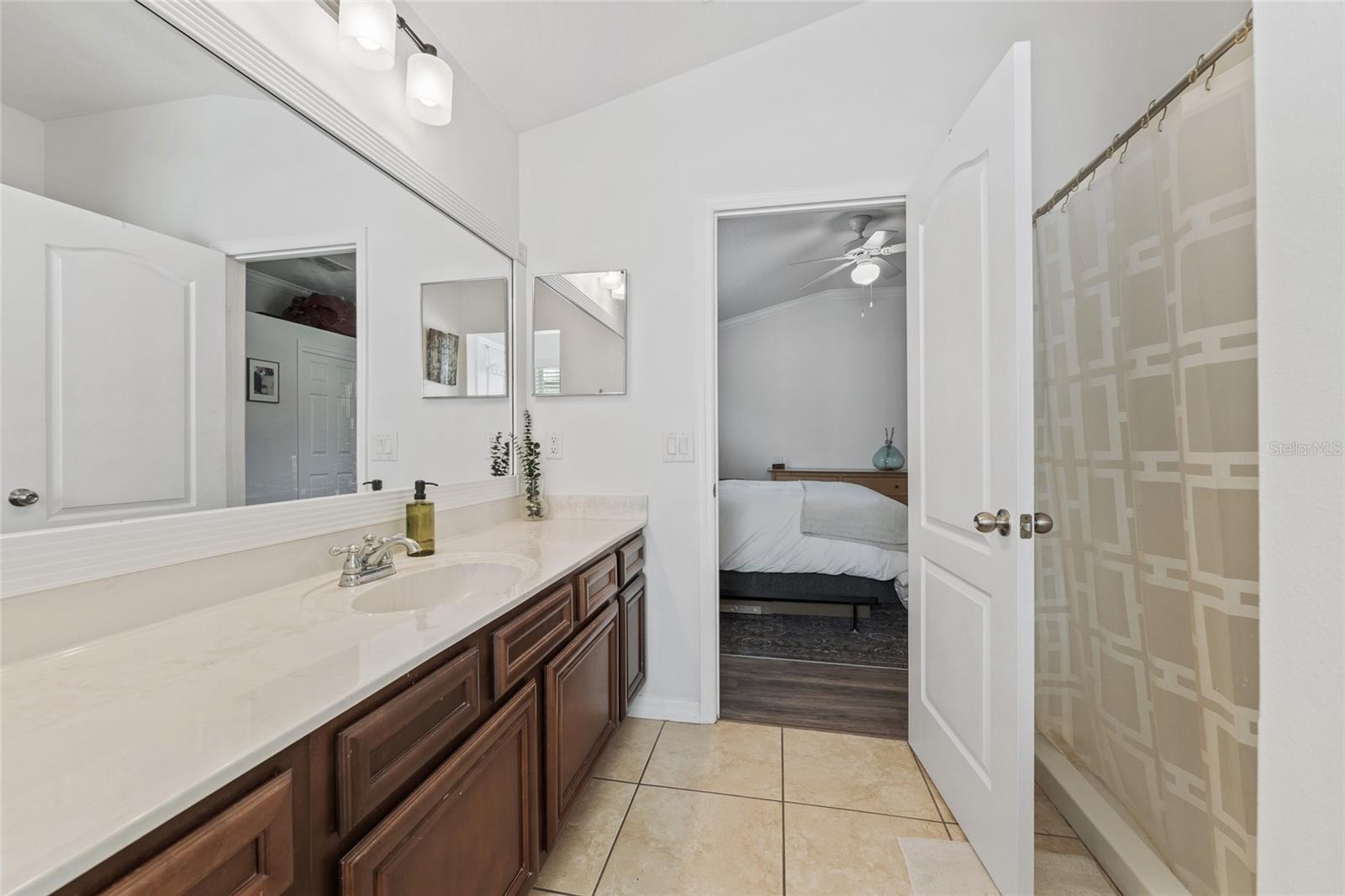 TUCKER OAKS CONDO PH 4 - Residential