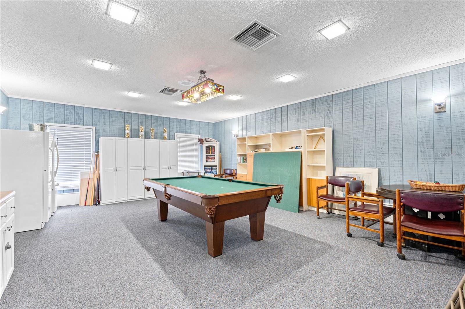 GLEN OAKS RIDGE VILLAS 1 - Residential