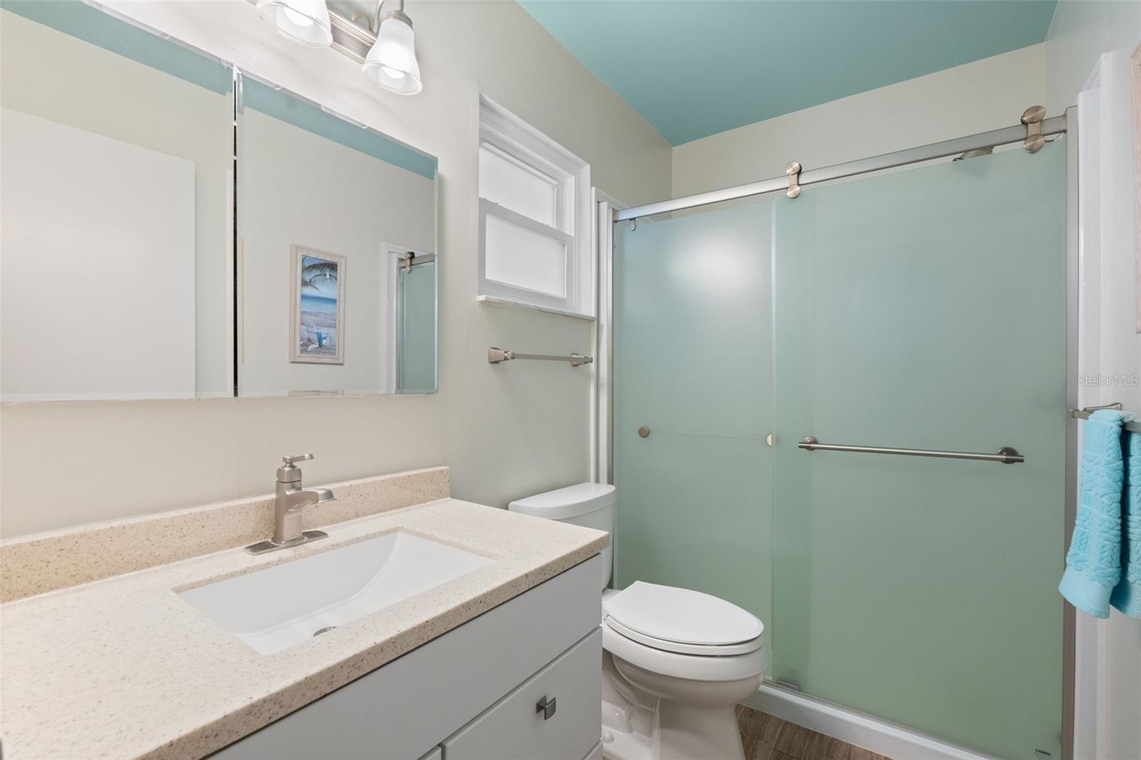 GLEN OAKS RIDGE VILLAS 1 - Residential