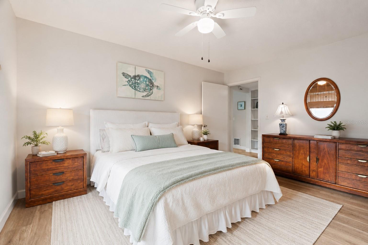 GLEN OAKS RIDGE VILLAS 1 - Residential