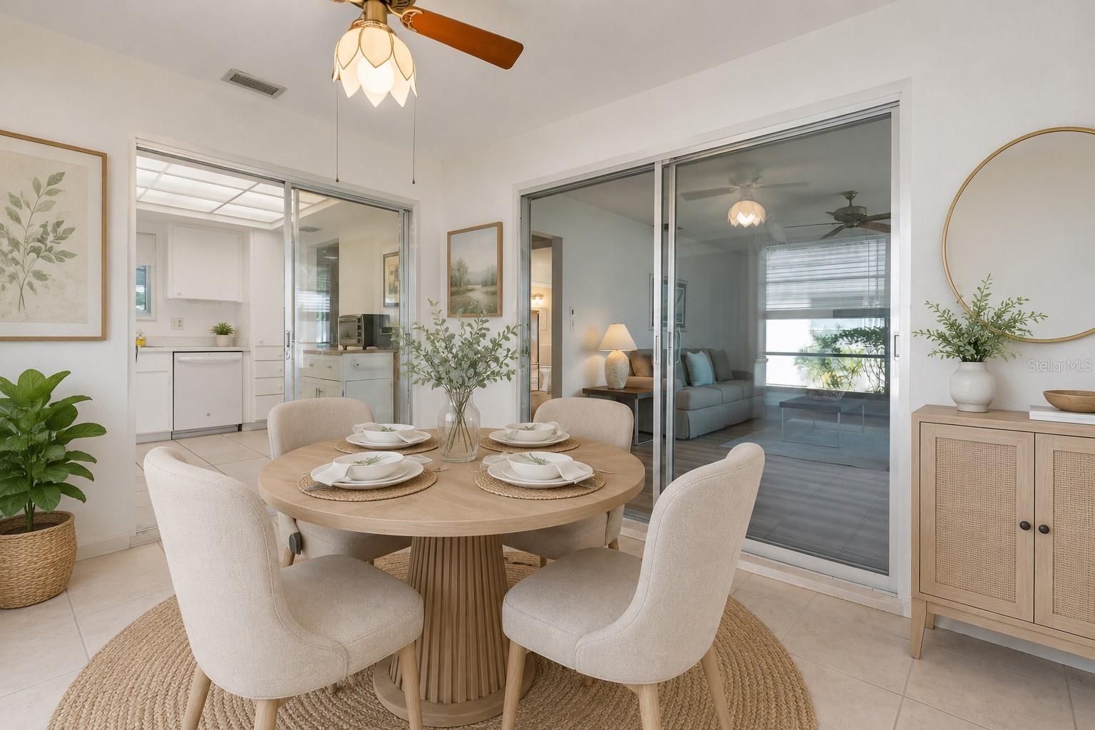 GLEN OAKS RIDGE VILLAS 1 - Residential