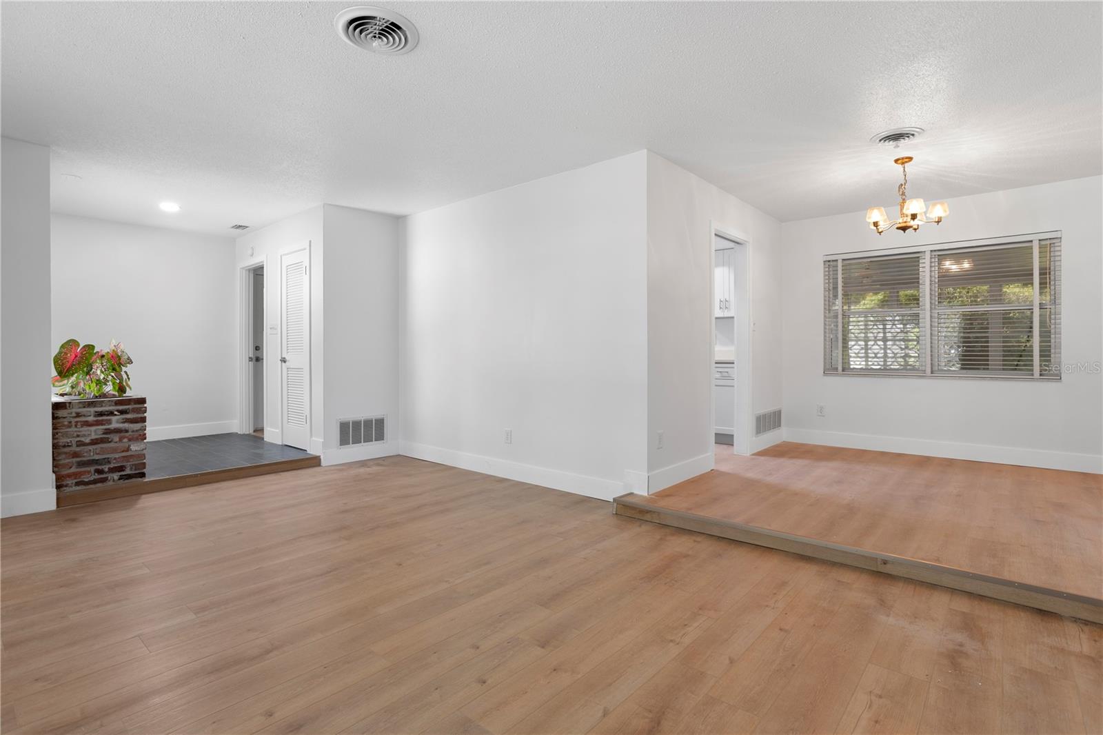 WINTER PARK PINES - Residential