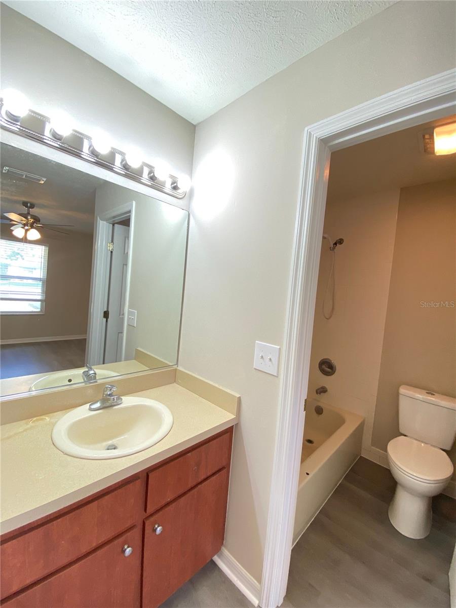 VONN ADD - Residential Lease