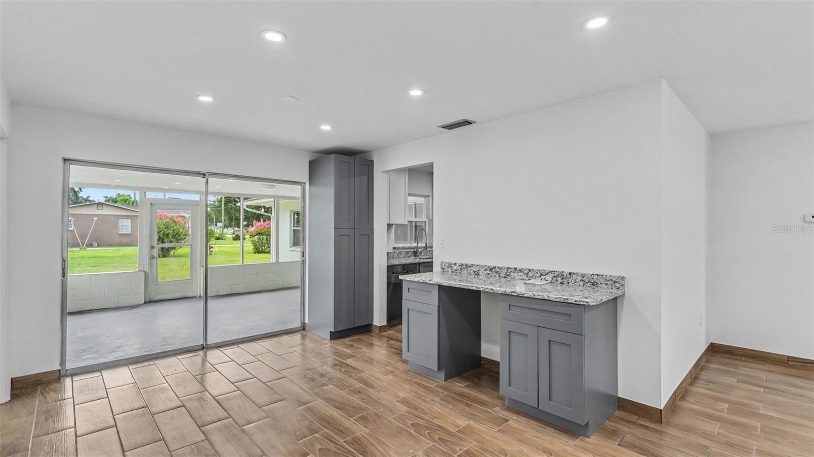FULLER HEIGHTS - Residential