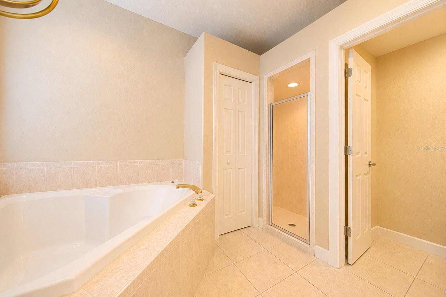 TUSCANY AT WINTERSET - Residential