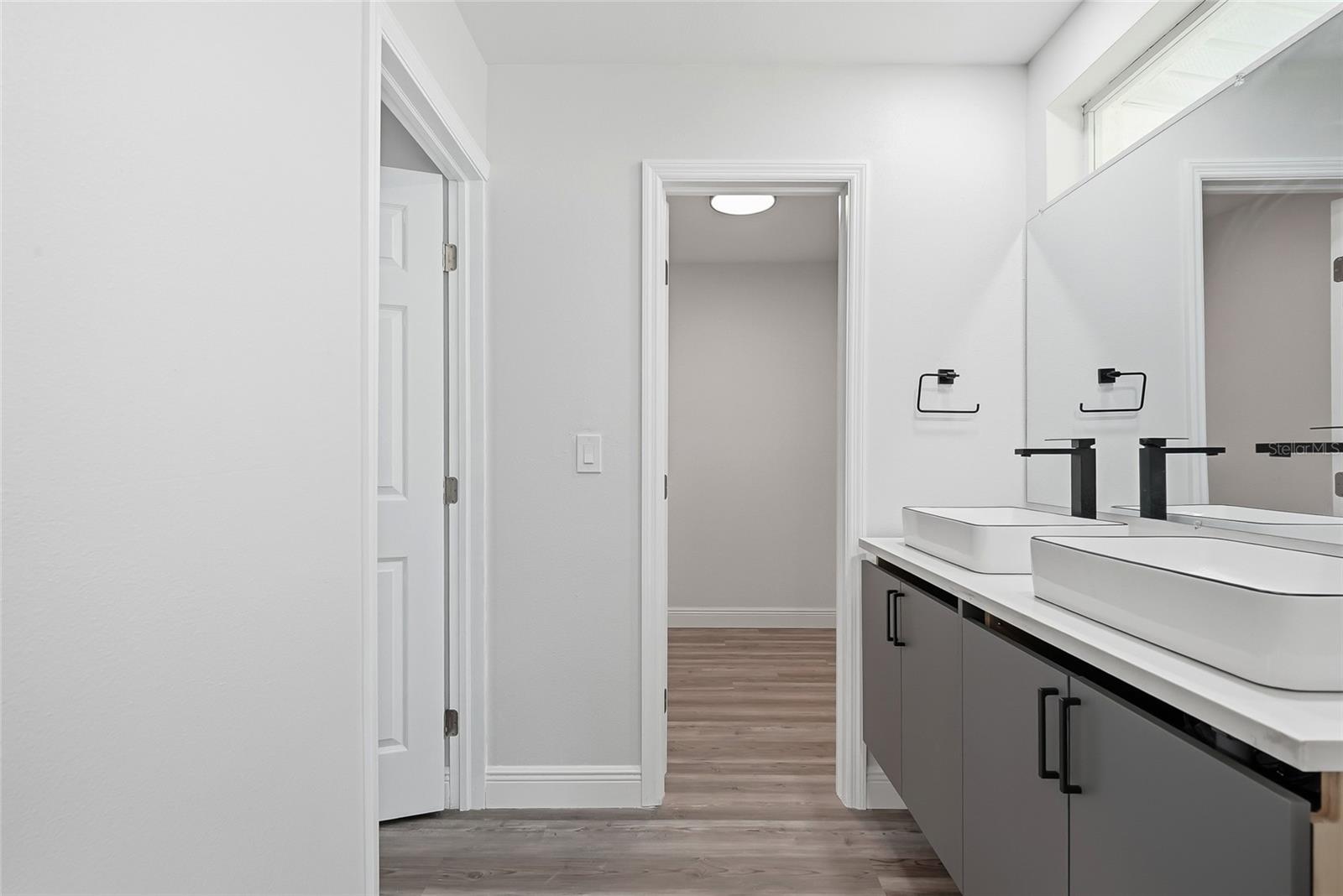 LAKEWOOD - Residential