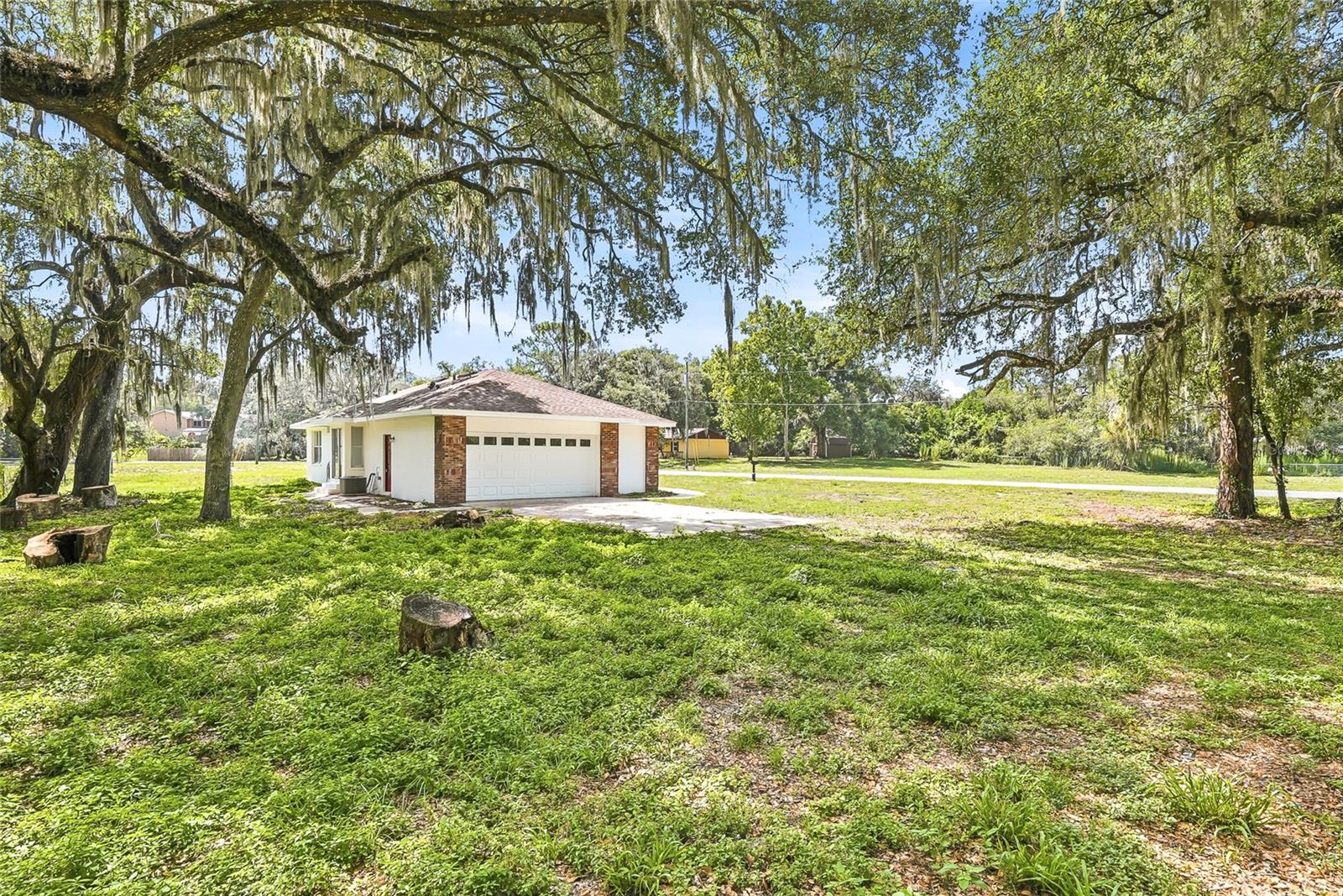 LAKEWOOD - Residential