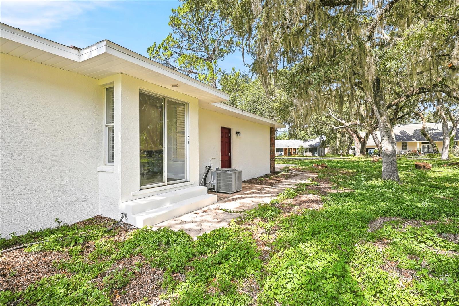 LAKEWOOD - Residential