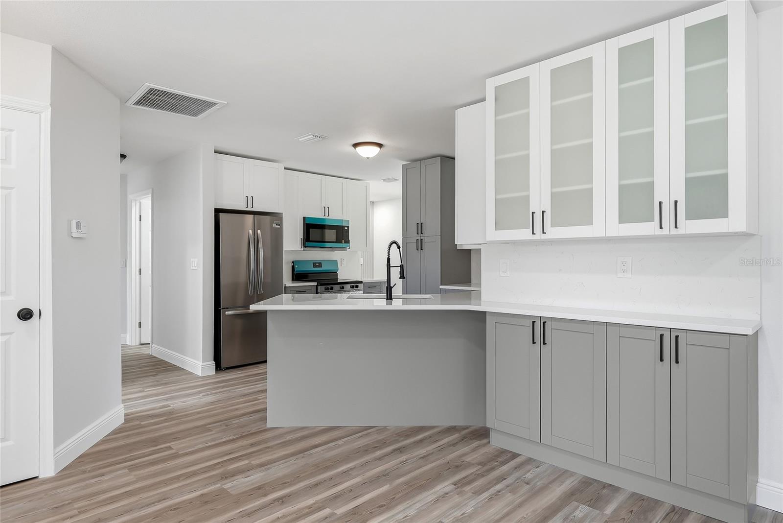 LAKEWOOD - Residential