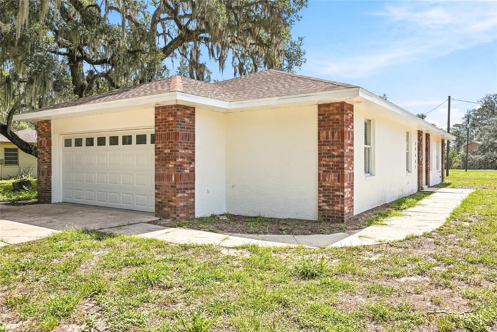 LAKEWOOD - Residential