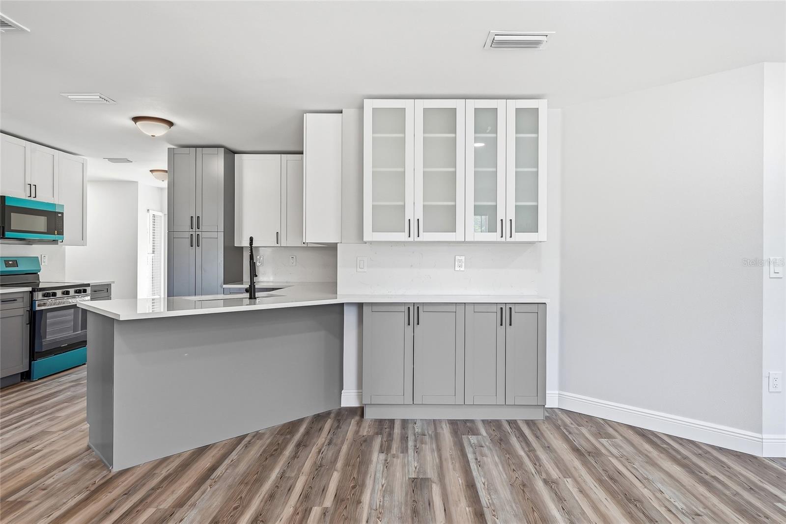 LAKEWOOD - Residential