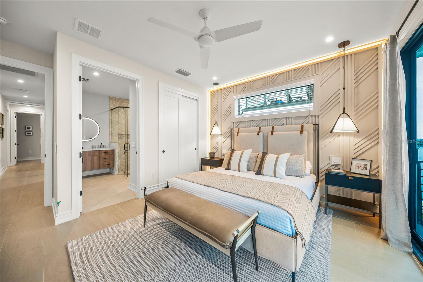 CORTEZ BEACH - Residential