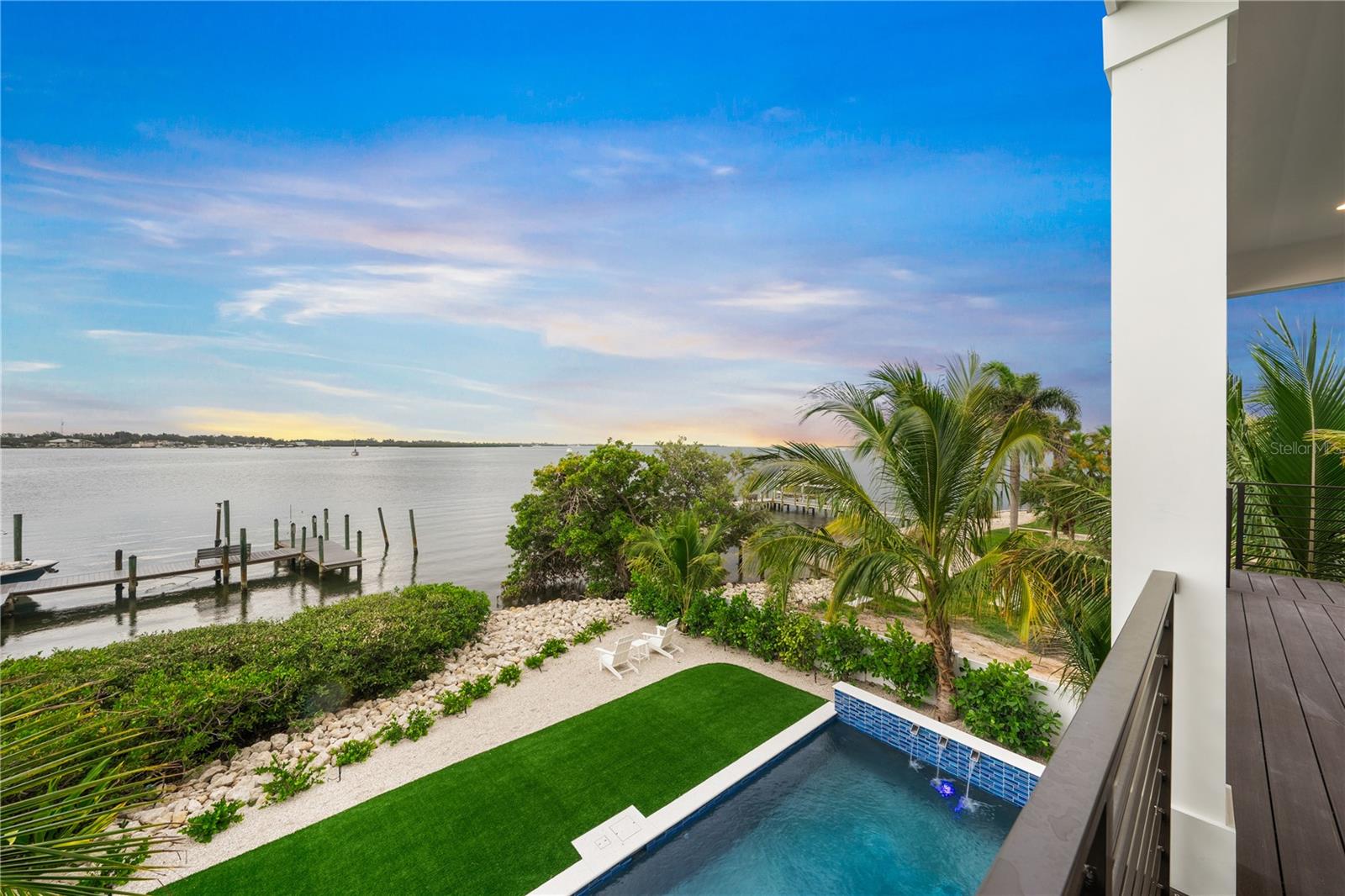 CORTEZ BEACH - Residential