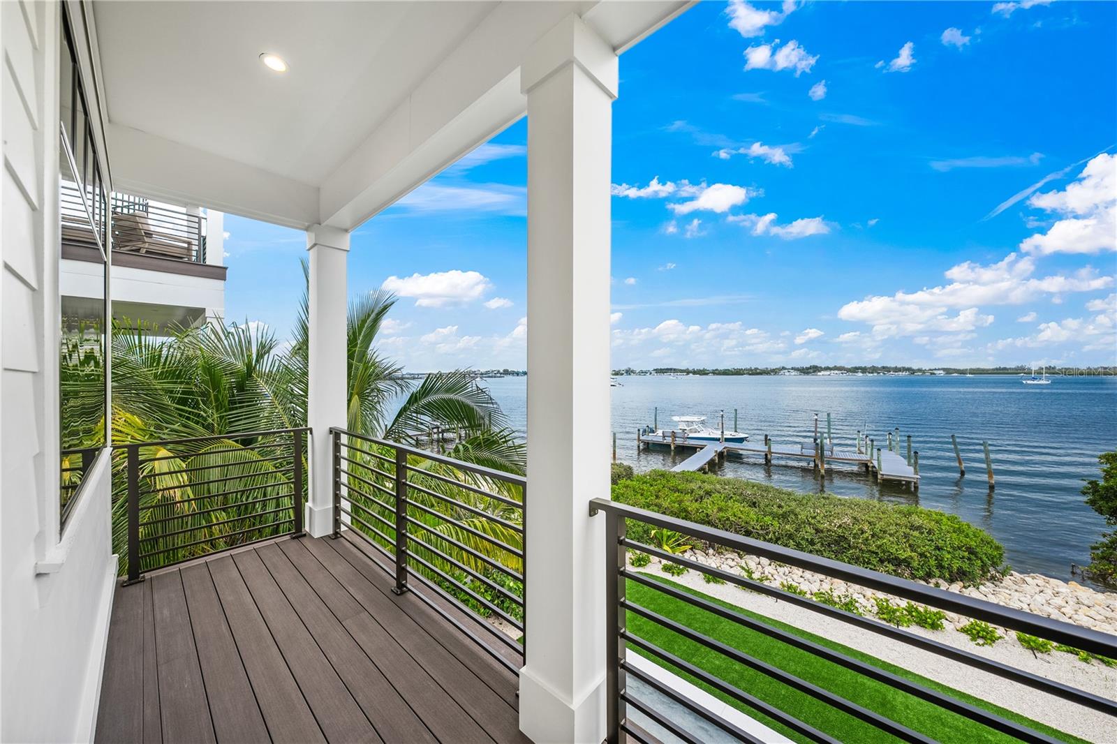 CORTEZ BEACH - Residential