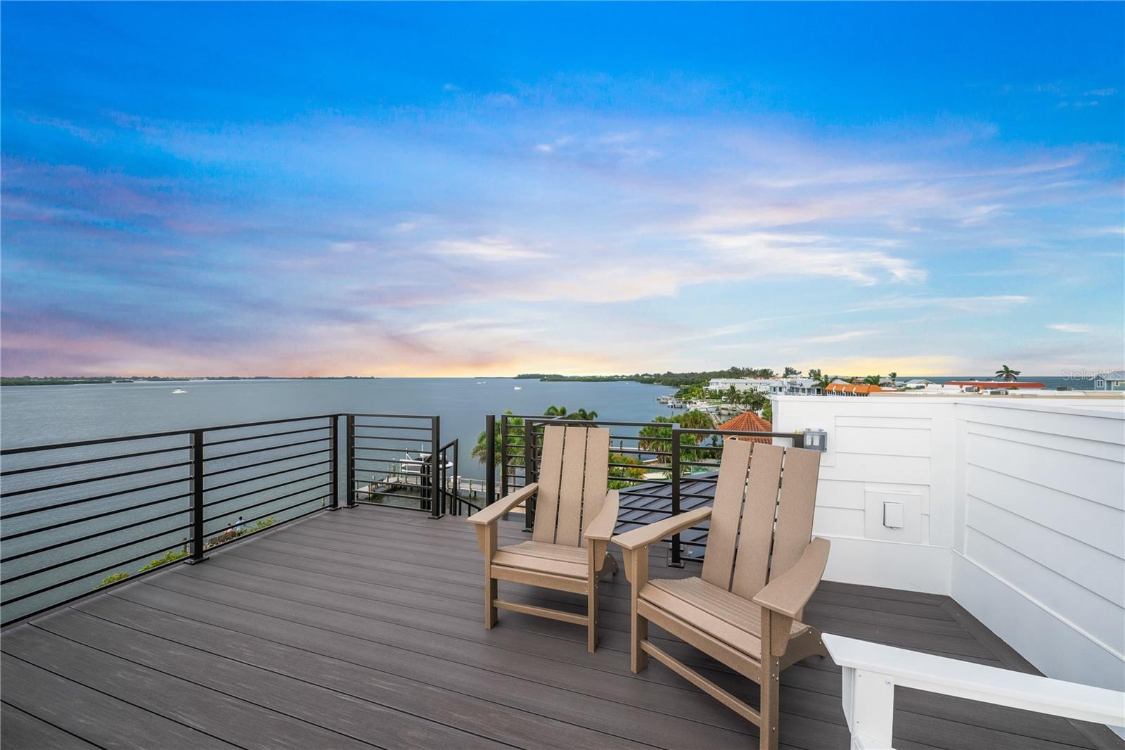 CORTEZ BEACH - Residential