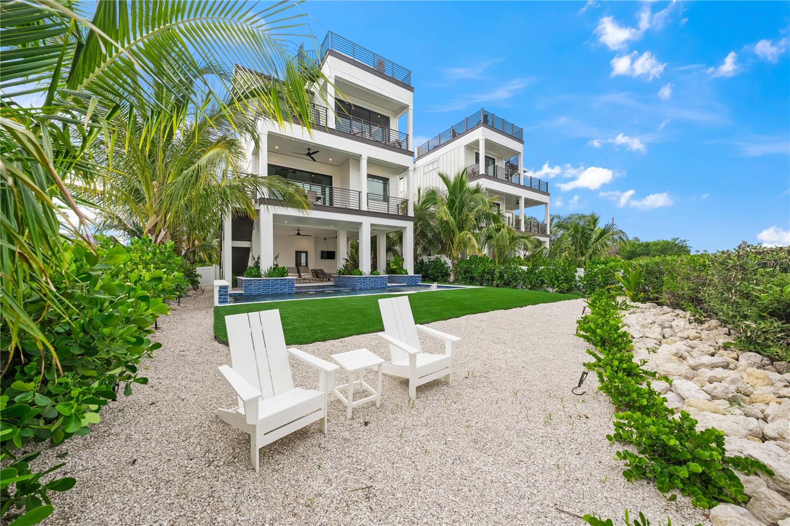 CORTEZ BEACH - Residential