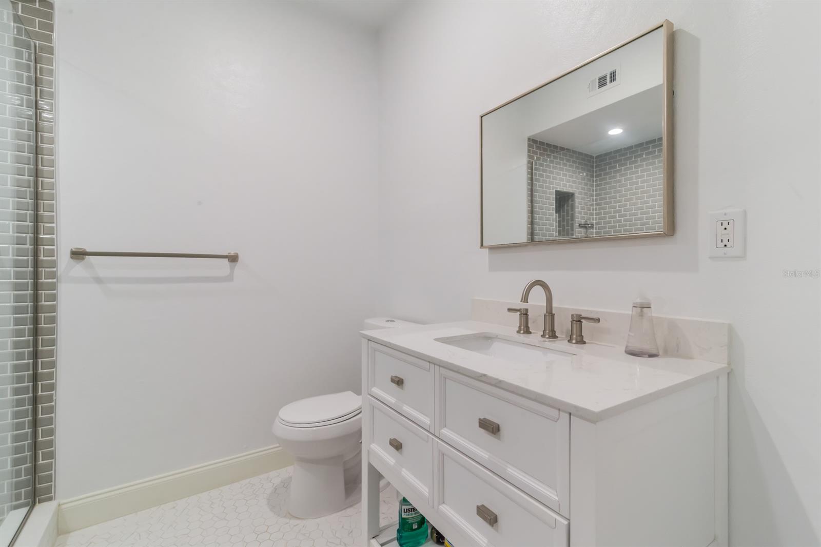 Coronado Shores Unit 02 - Residential Lease