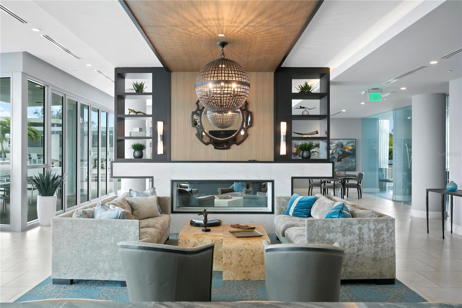 VIRAGE BAYSHORE - Residential