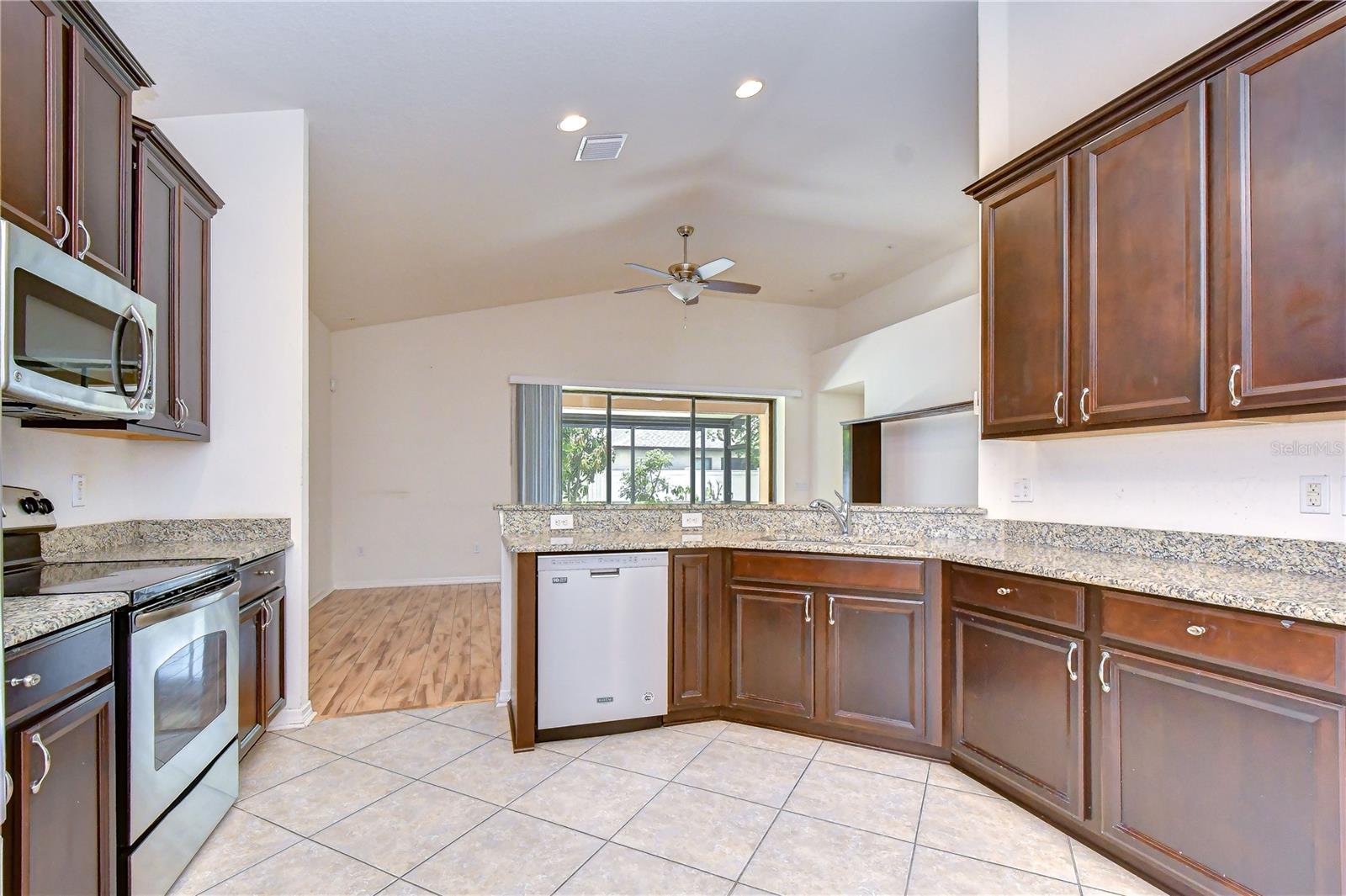 OAK CREEK PRCL 4 - Residential