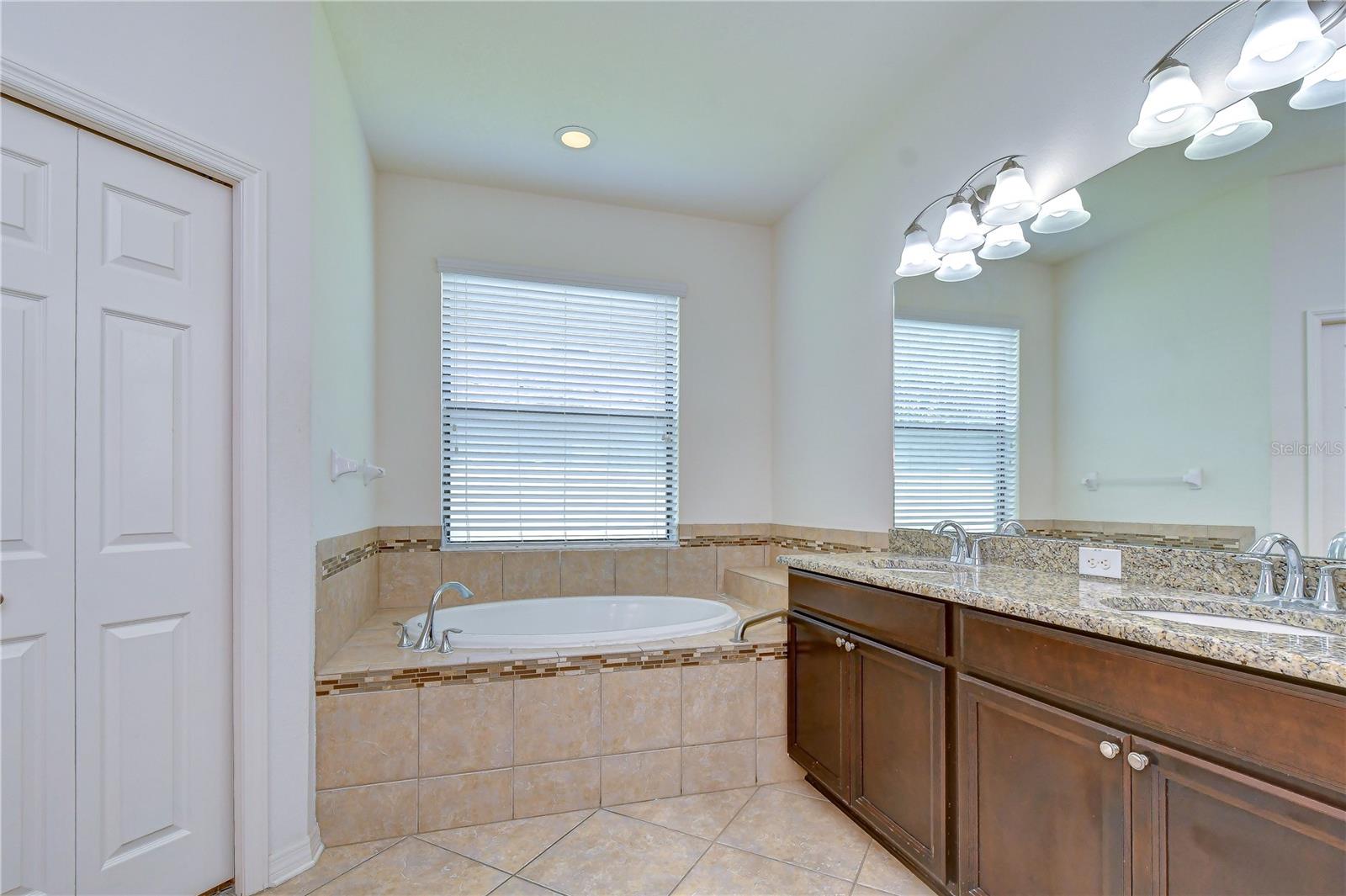 OAK CREEK PRCL 4 - Residential