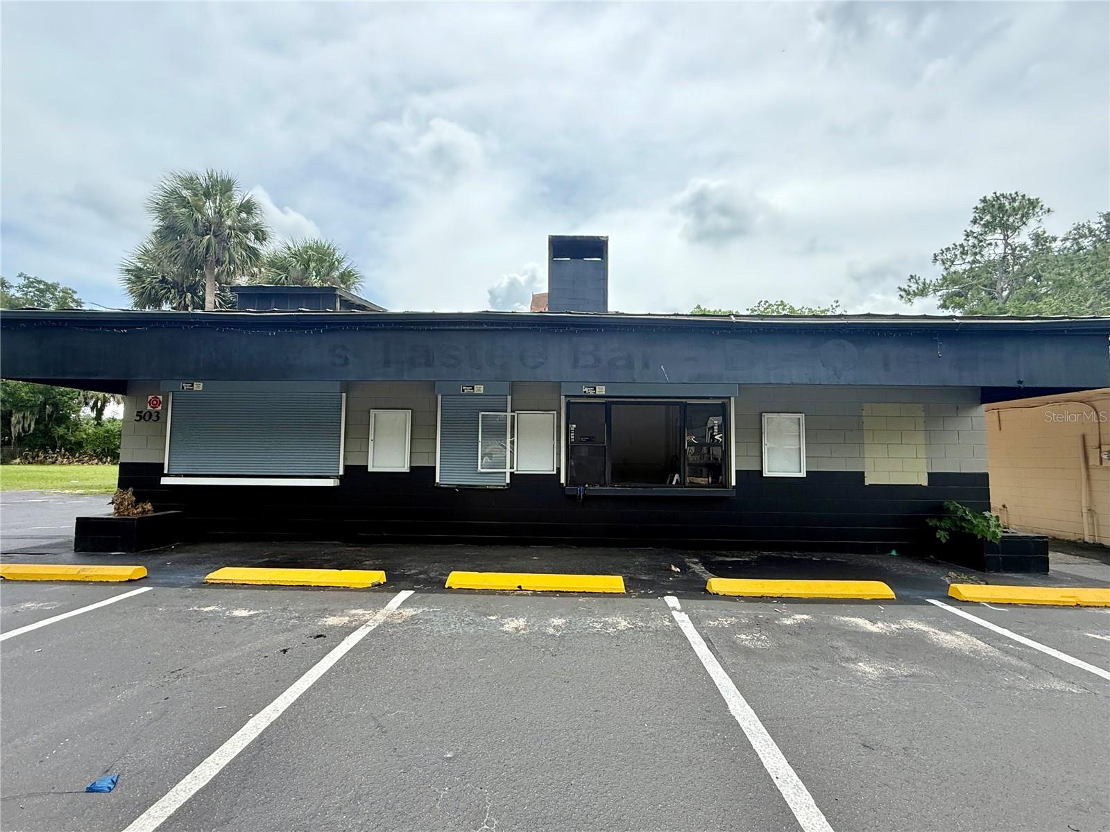 EUSTIS HOGANS SUB - Land