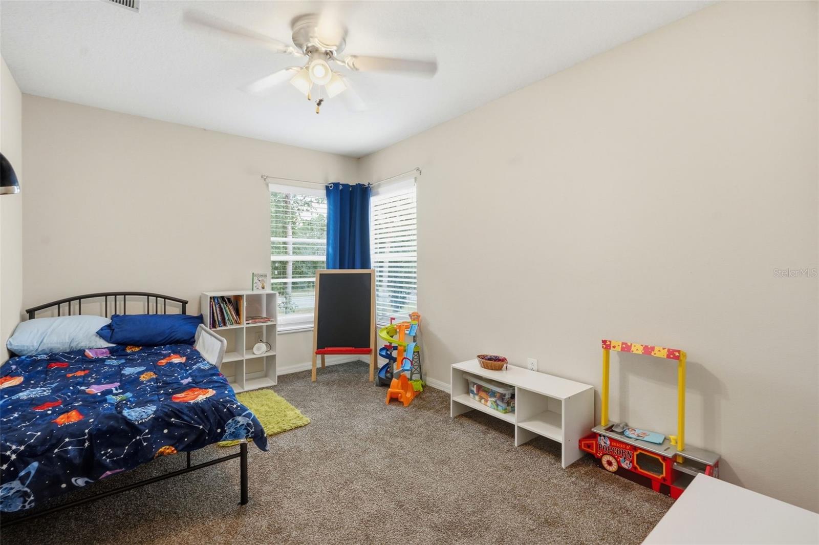 VENTANA TWNHMS AT WATERS EDGE - Residential