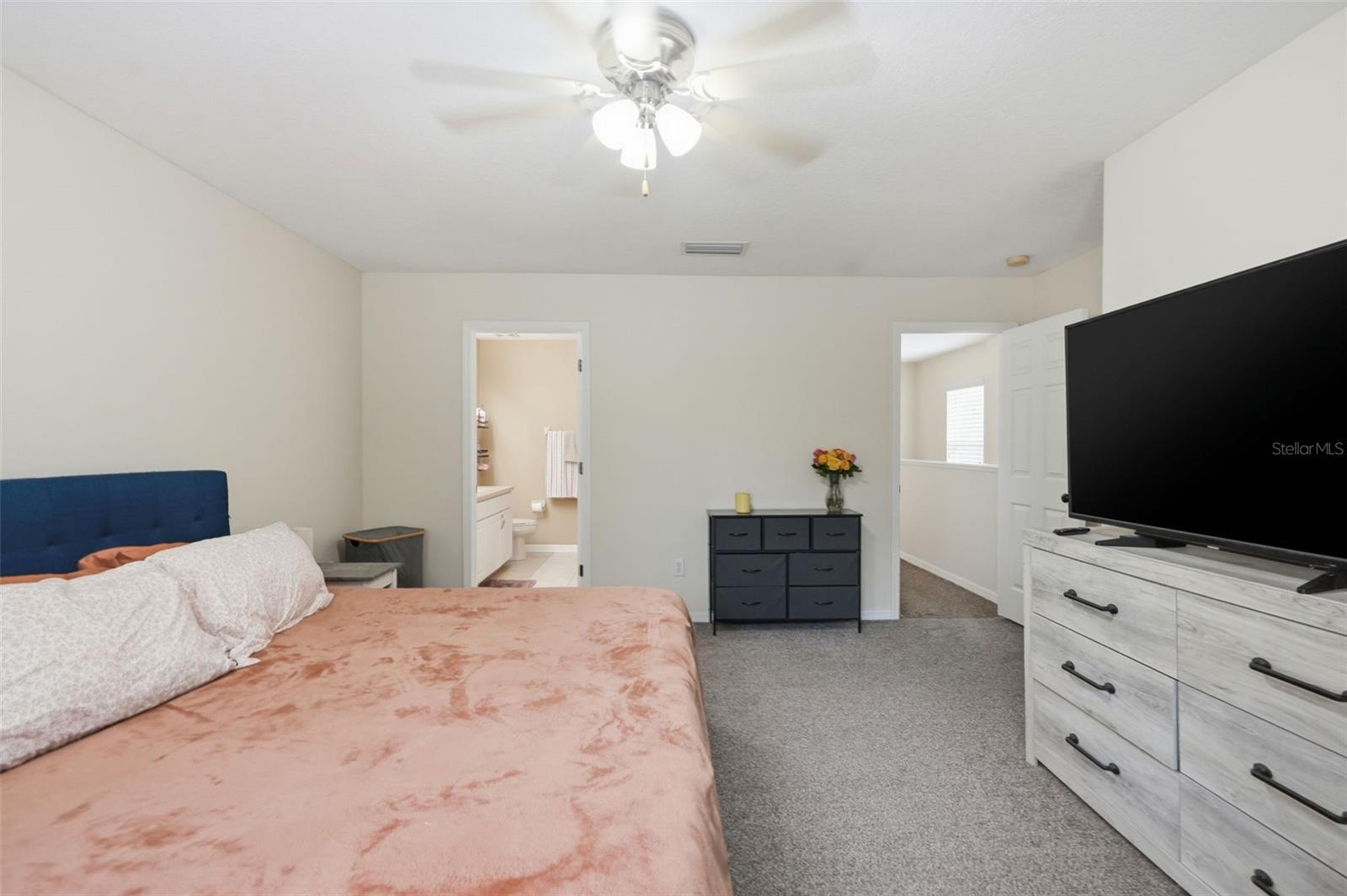 VENTANA TWNHMS AT WATERS EDGE - Residential