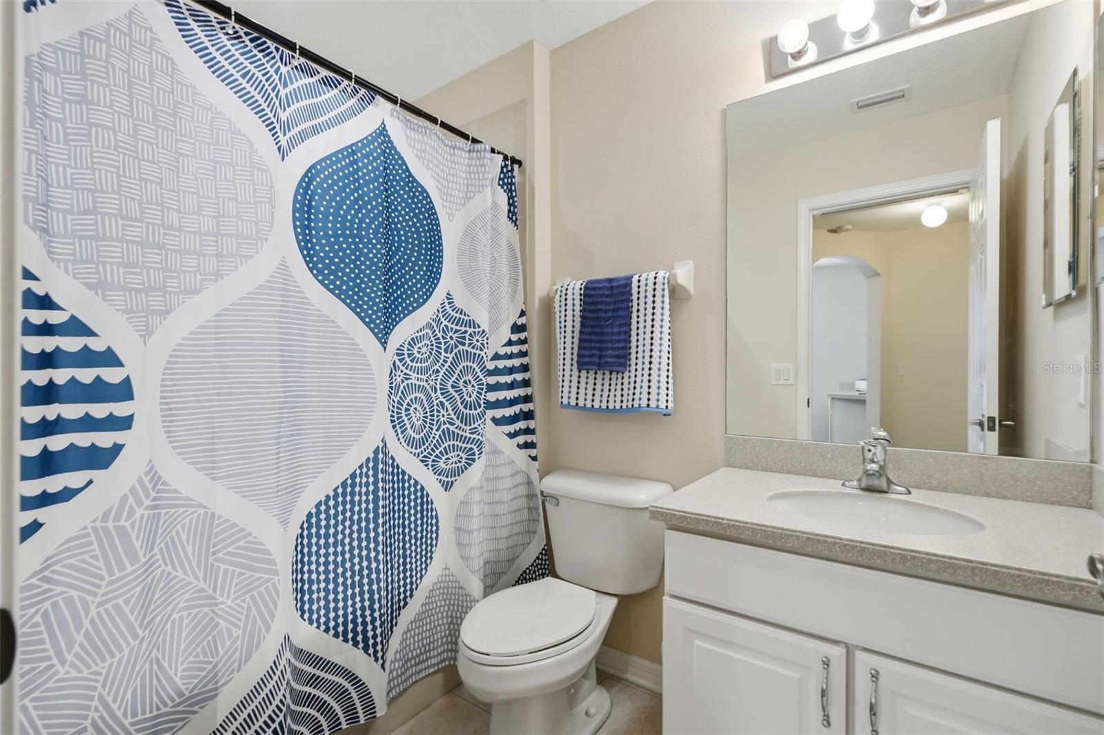 VENTANA TWNHMS AT WATERS EDGE - Residential