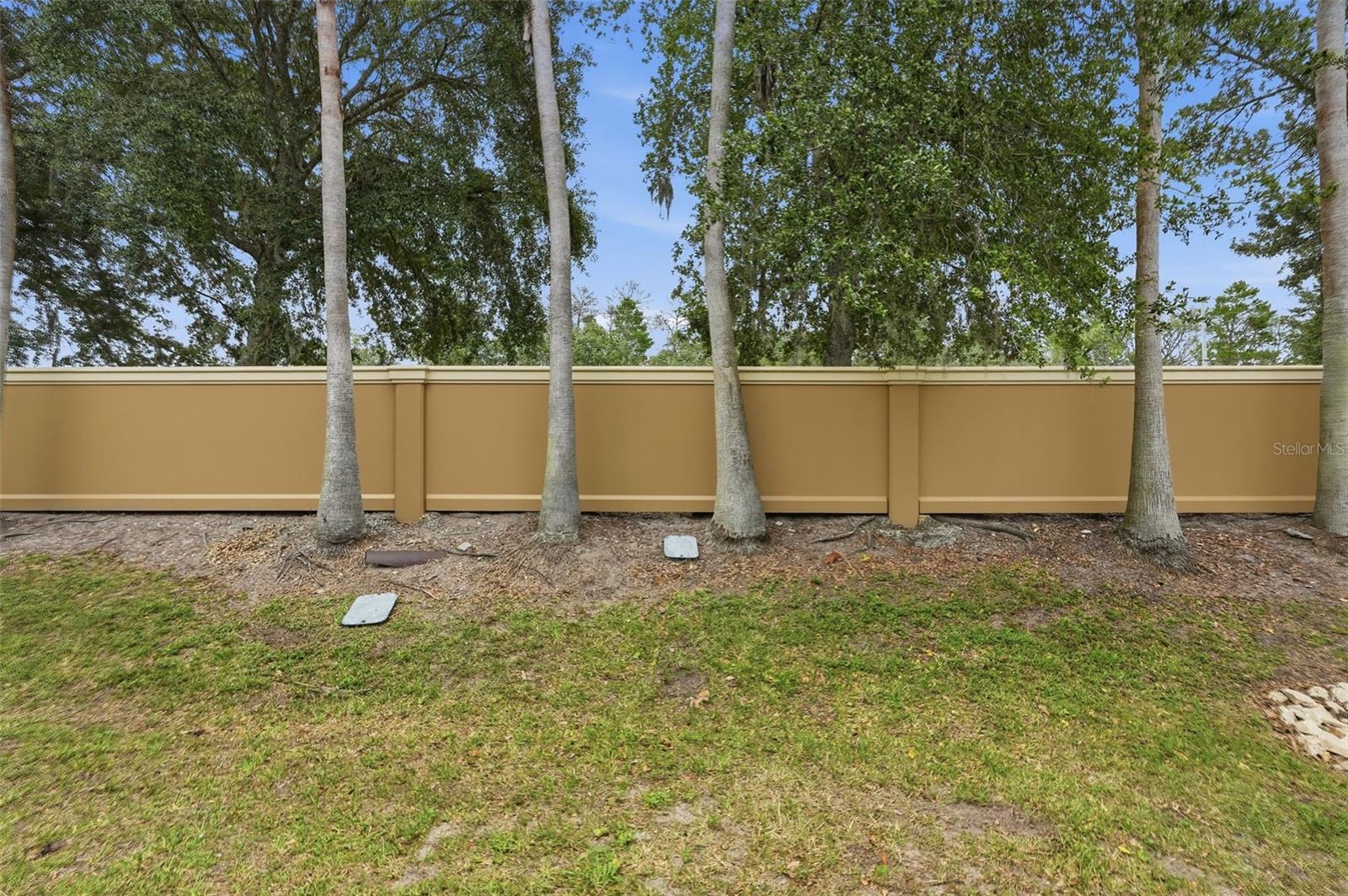 VENTANA TWNHMS AT WATERS EDGE - Residential