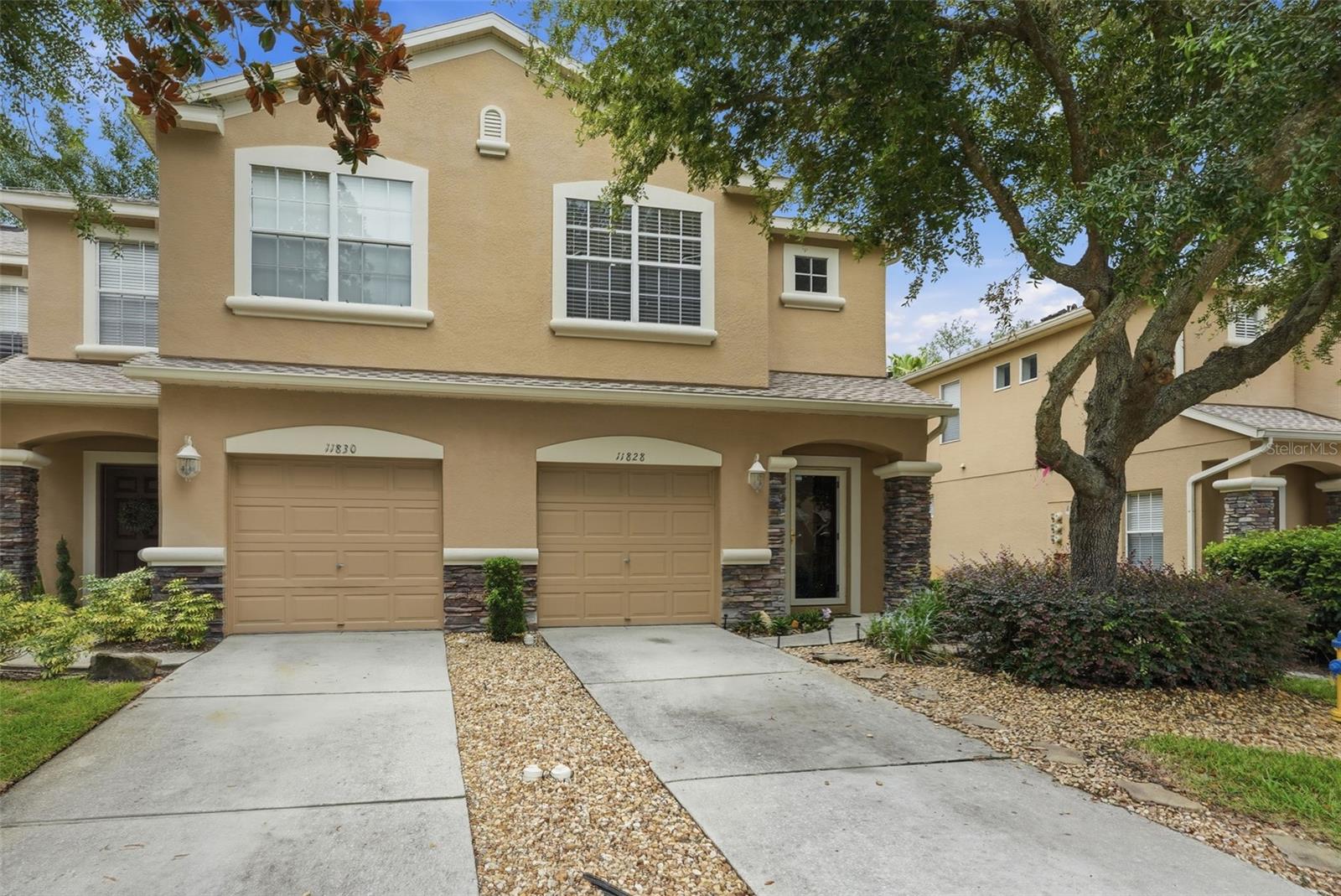 VENTANA TWNHMS AT WATERS EDGE - Residential