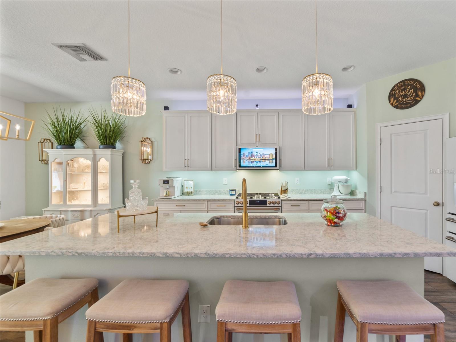 FLORABLU ESTATES - Residential