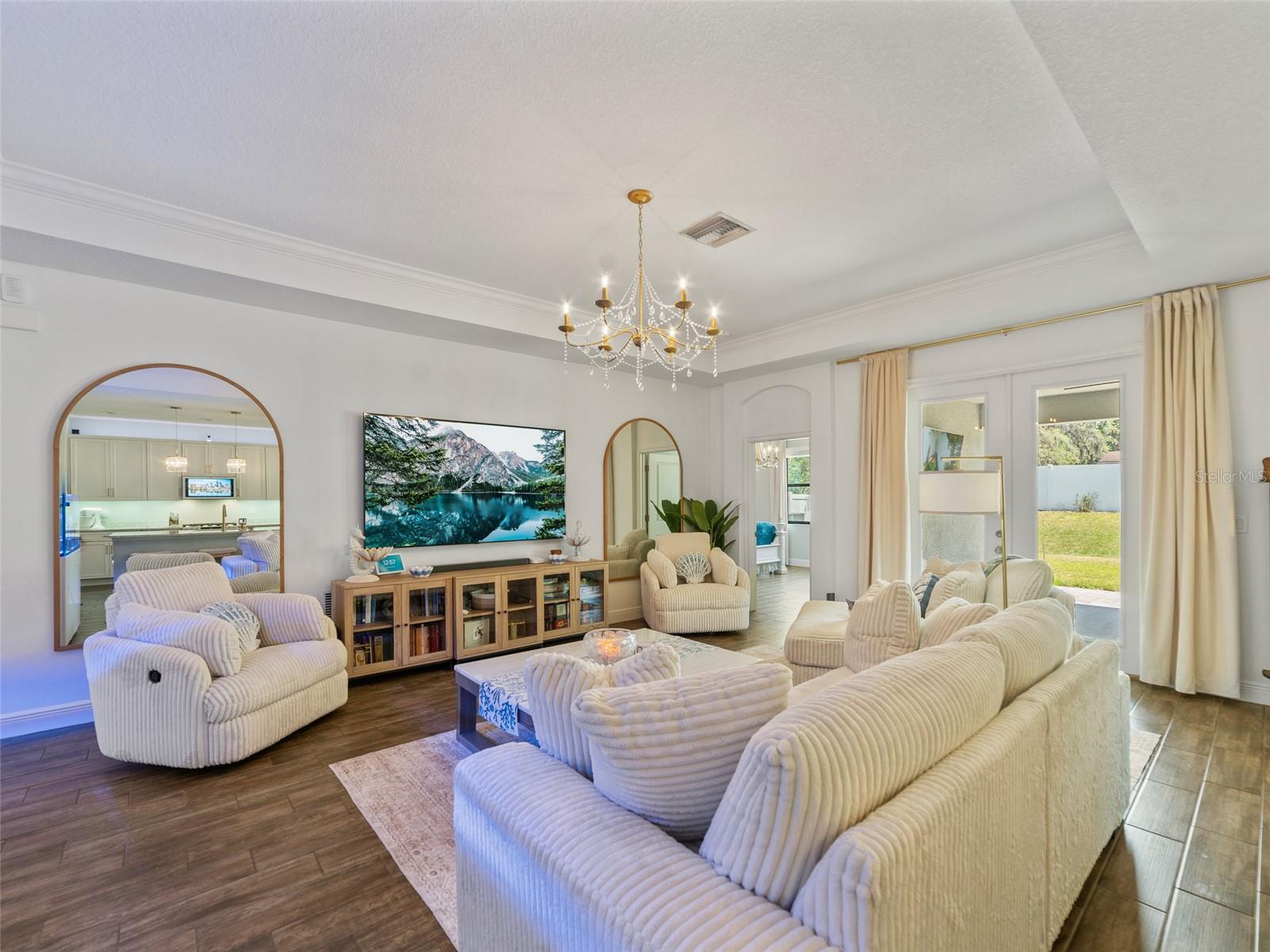 FLORABLU ESTATES - Residential