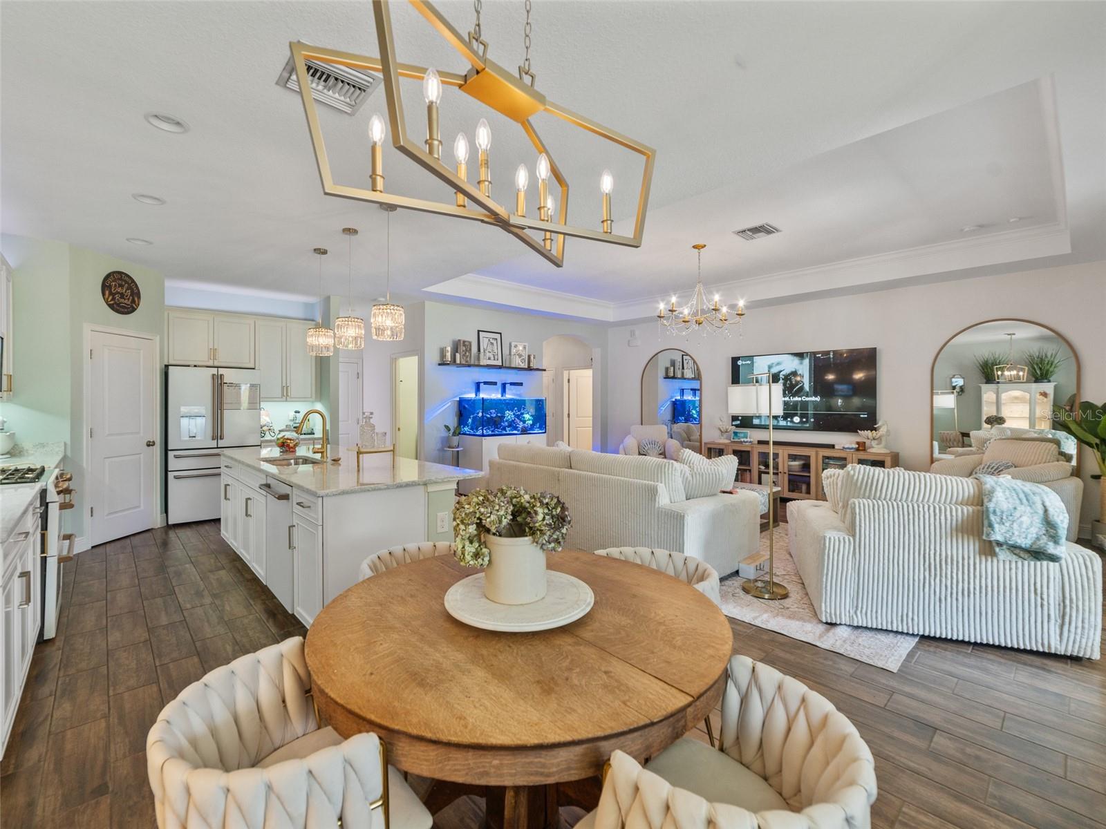 FLORABLU ESTATES - Residential