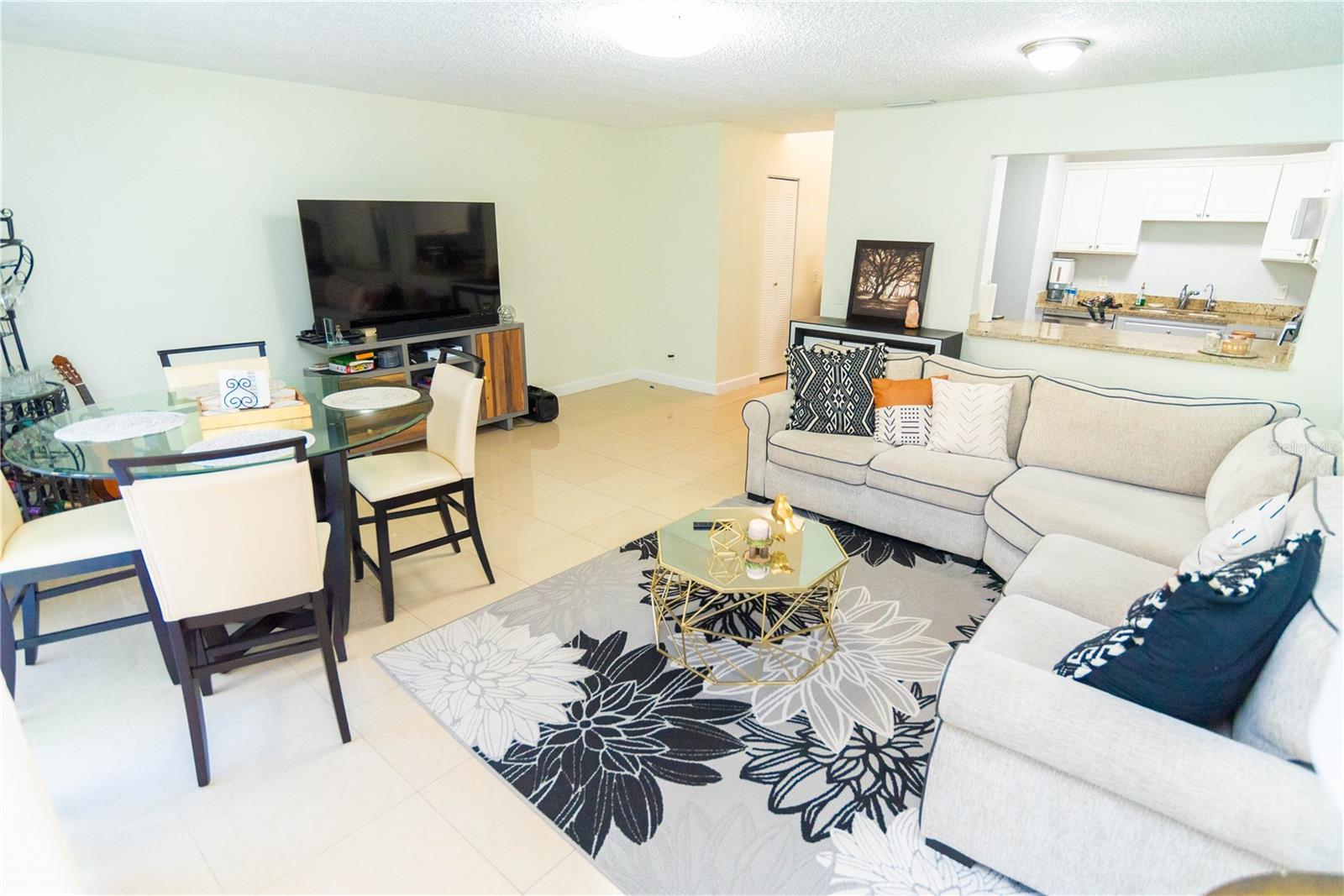 THE LAKES OF DEER CREEK 108-22 B - Residential