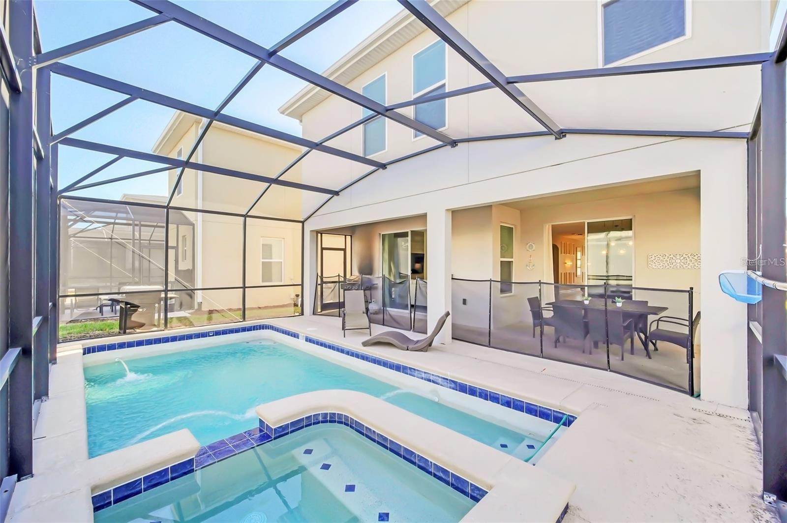 COVE AT STOREY LAKE II - Residential