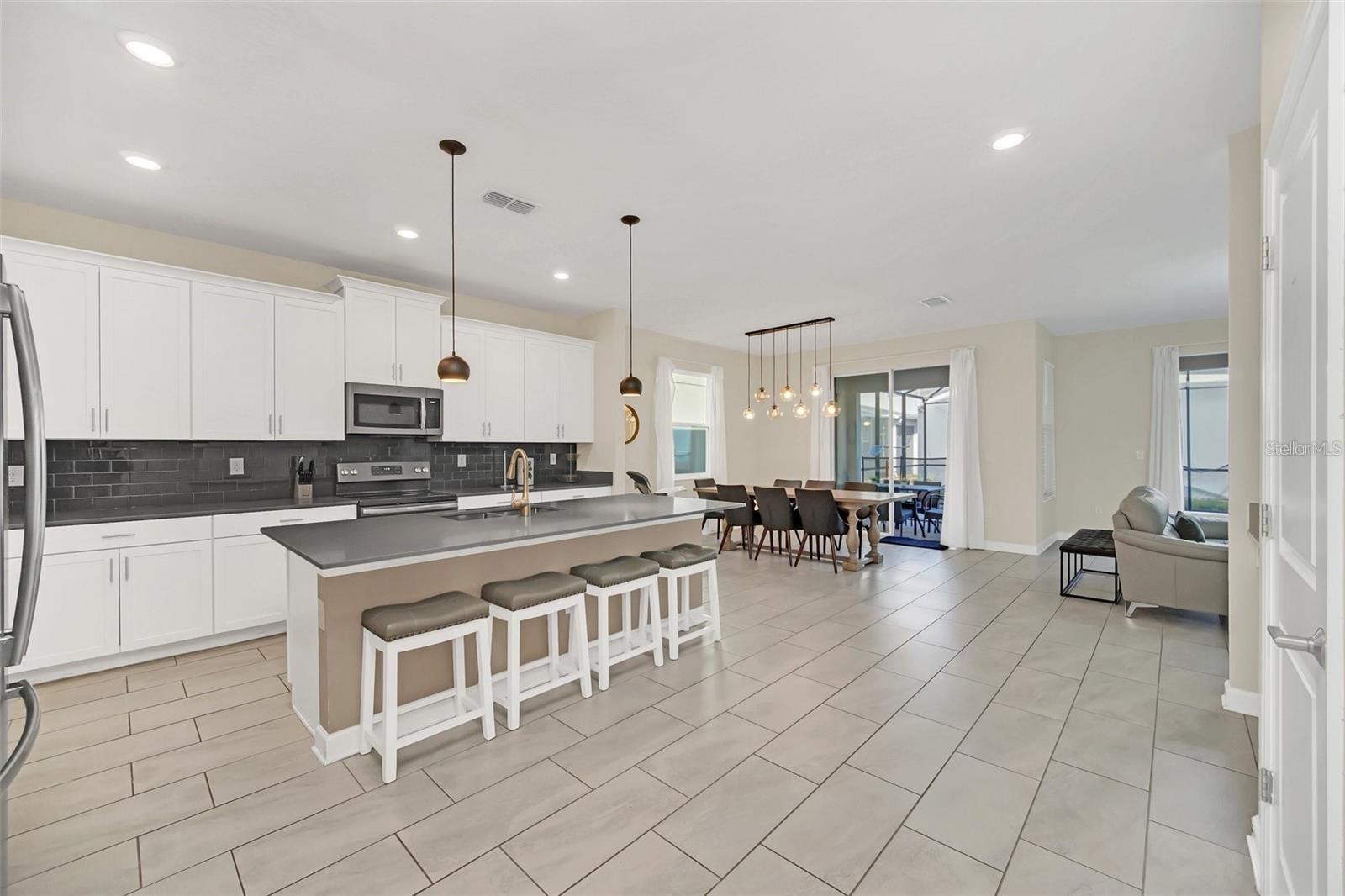 COVE AT STOREY LAKE II - Residential