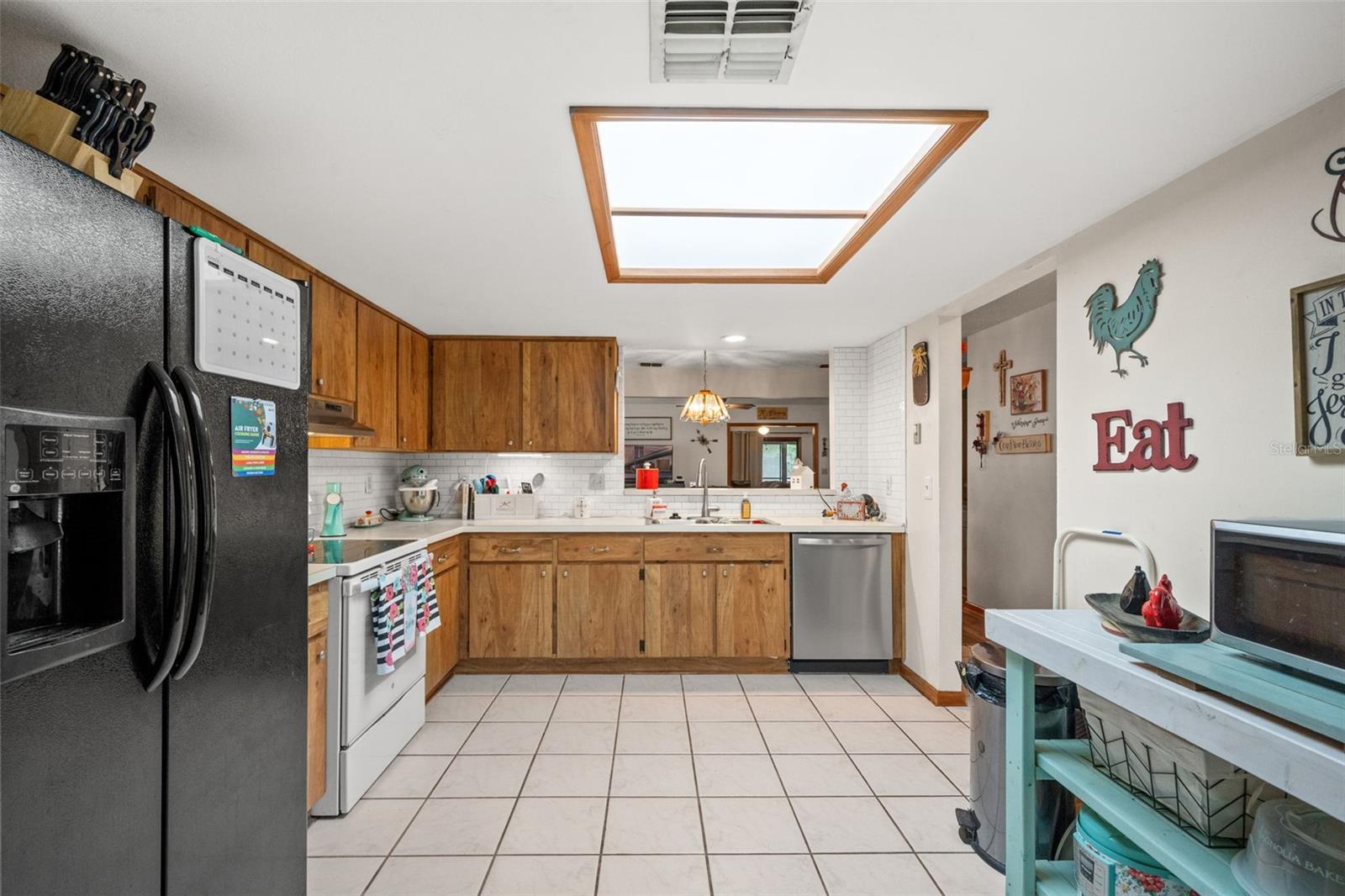 WHISP OAKS ESTATE PH 4-L - Residential