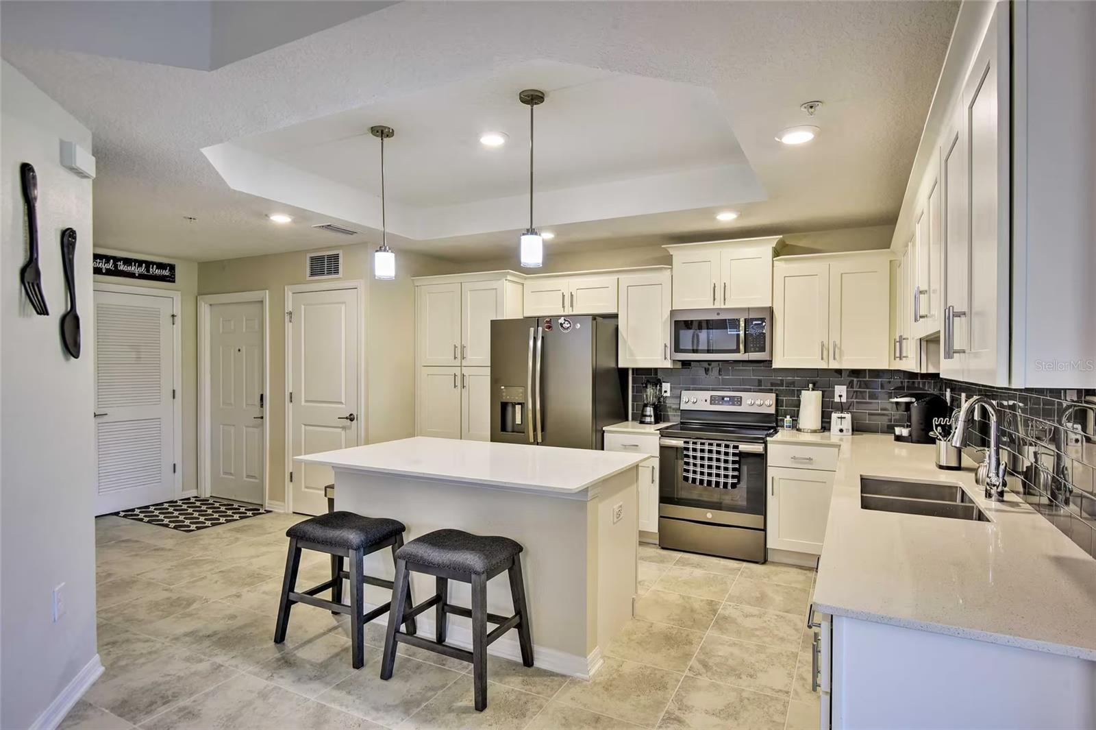 THE TERRACES AT STOREY LAKE CONDO 2 PH 5 - Residential