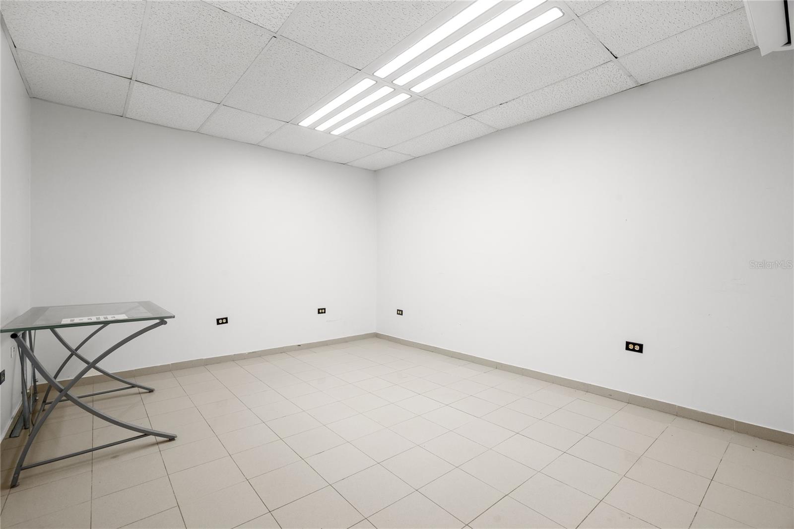 HATO REY - Commercial Lease