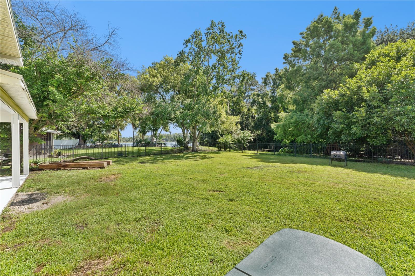 ALBERT LEE RIDGE ADD 02 - Residential