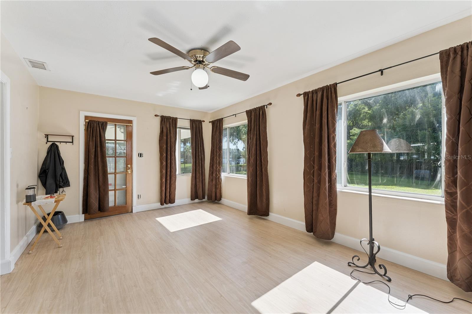 ALBERT LEE RIDGE ADD 02 - Residential