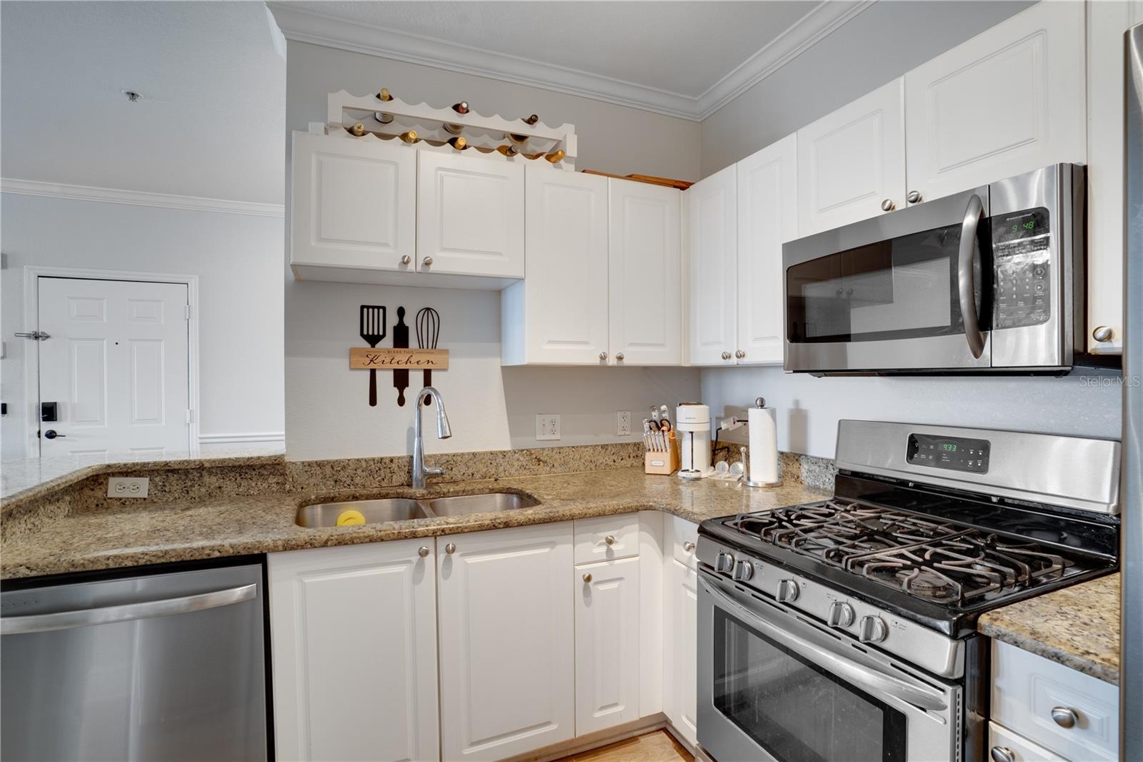GRAND VENEZIA AT BAYWATCH CONDO - Residential