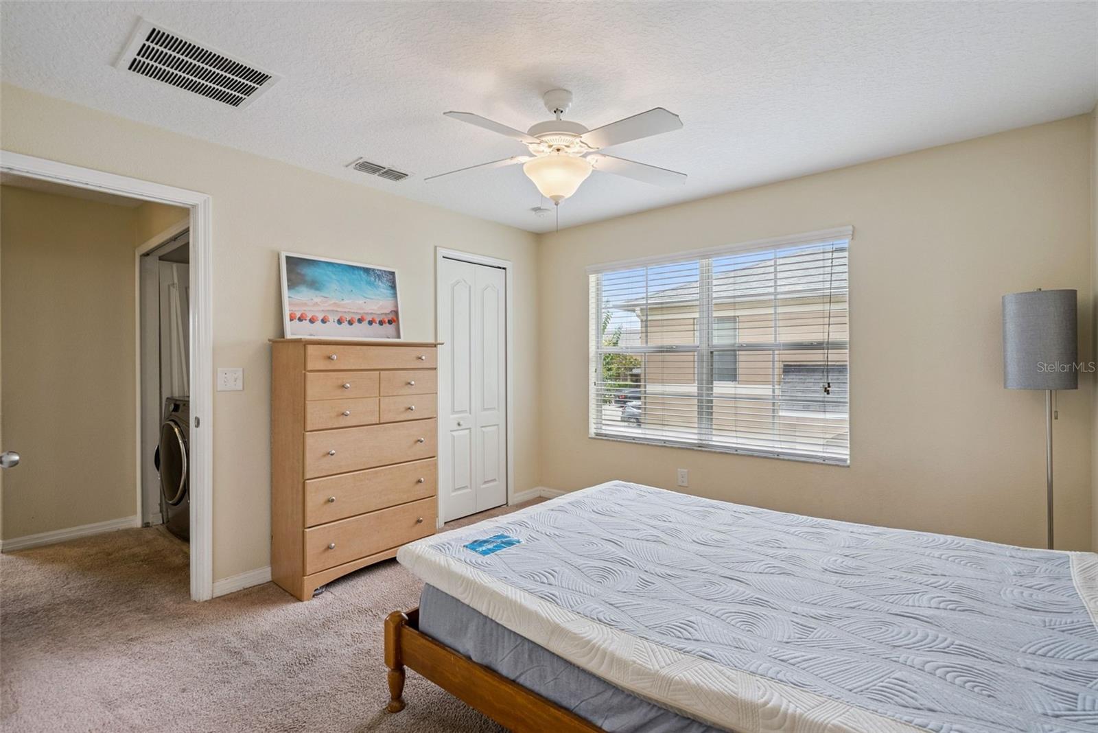 AMBERLEE TWNHMS - Residential