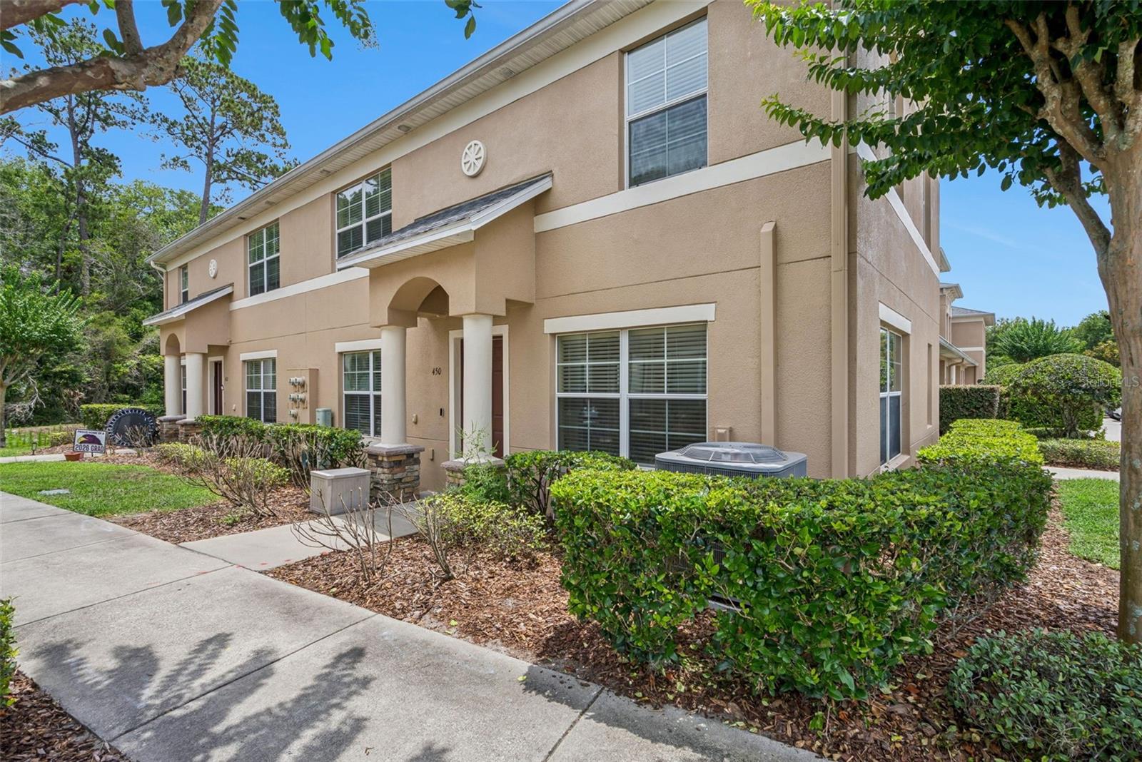 AMBERLEE TWNHMS - Residential